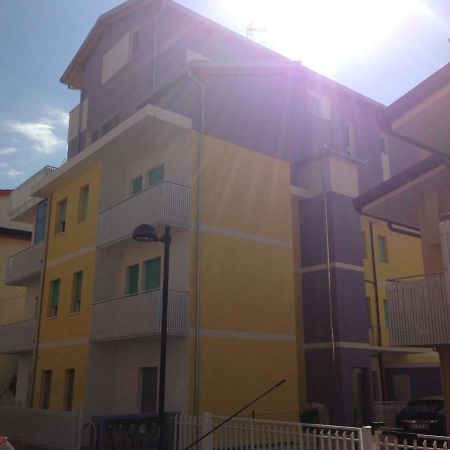 Corazza - Trilocale Piano Terra - Agenzia Cocal Apartman Caorle Kültér fotó