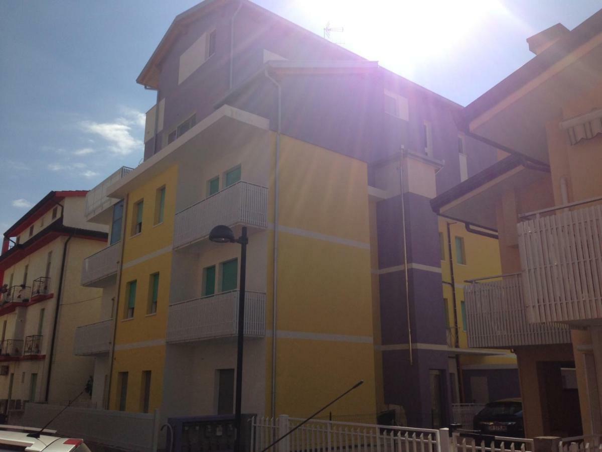 Corazza - Trilocale Piano Terra - Agenzia Cocal Apartman Caorle Kültér fotó